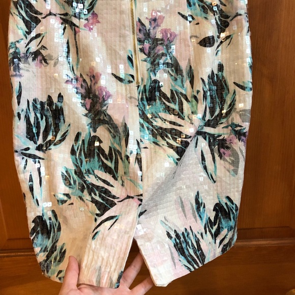 H&M Sequined Skirt - Picture 2 of 4